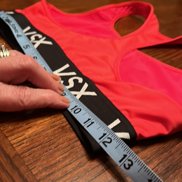 Victoria Secret VSX Sport Bra- no padding Size M - Picture 5 of 5